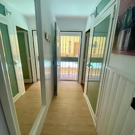 Loft Playa Torviscas,garaje Gratis , Recien Reformado Апартаменты *