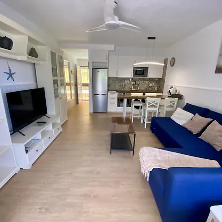 아파트 Loft Playa Torviscas,garaje Gratis , Recien Reformado 아데제