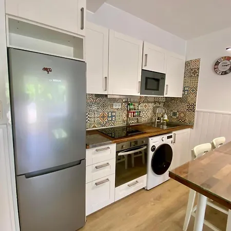 Loft Playa Torviscas,garaje Gratis , Recien Reformado Lägenhet