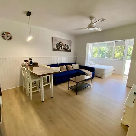 Loft Playa Torviscas,garaje Gratis , Recien Reformado 아파트 *