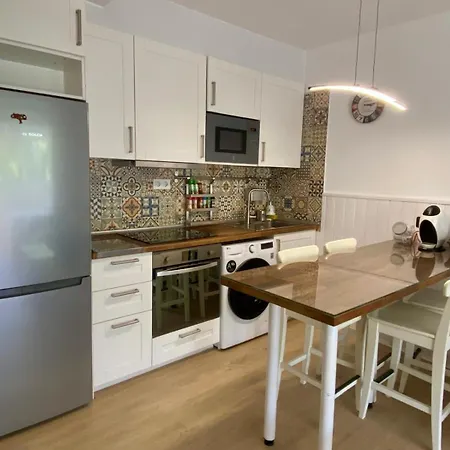 Loft Playa Torviscas,garaje Gratis , Recien Reformado Апартаменты Адехе