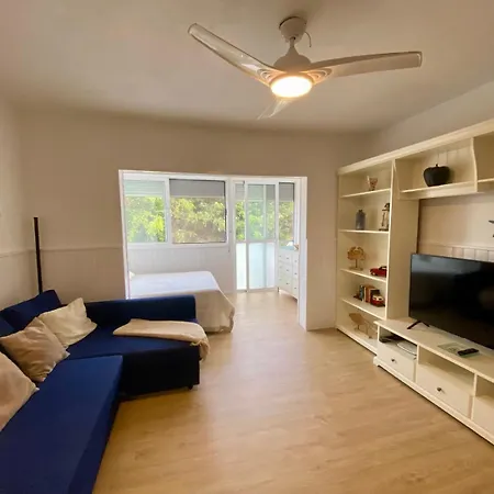 Loft Playa Torviscas,garaje Gratis , Recien Reformado Апартаменты *